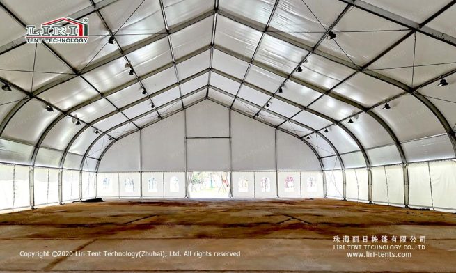 彎柱篷房現(xiàn)場