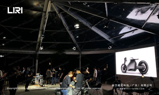 透明活動(dòng)篷房夜景圖