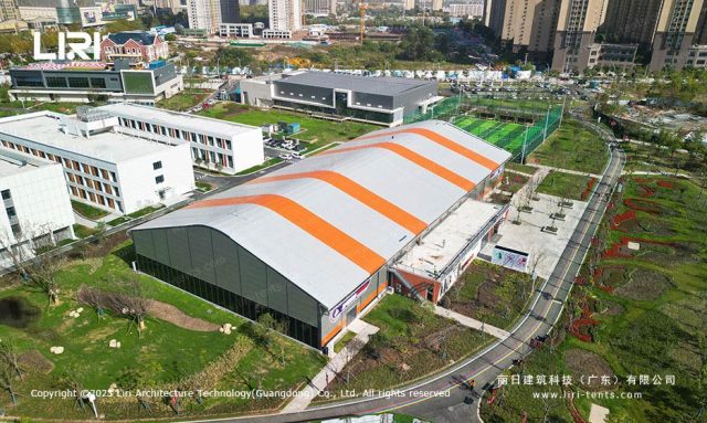 裝配式篷房羽毛球館航拍圖