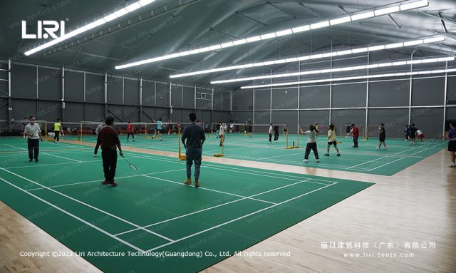 裝配式篷房羽毛球館比賽圖