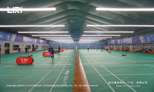 室內(nèi)羽毛球館篷房?jī)?nèi)景圖